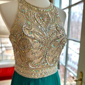 Clarisse - Emerald Green Beaded A-Line Prom Gown - Style 3465 - Size 6 - NWT